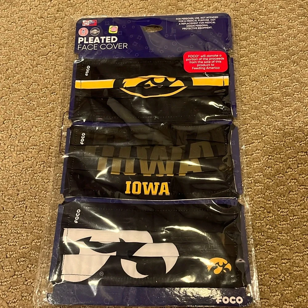 NWT—3 Pack of University of Iowa Hawkeyes Face Masks—OS